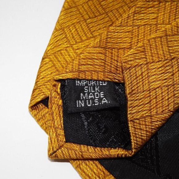 Guess Silk Tie Bundle - Picture 9 of 9
